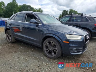 Czwarte zdjęcie samochodu z boku: 2015 AUDI Q3 PRESTIGE VIN:WA1GFCFS4FR009676 - miniatura