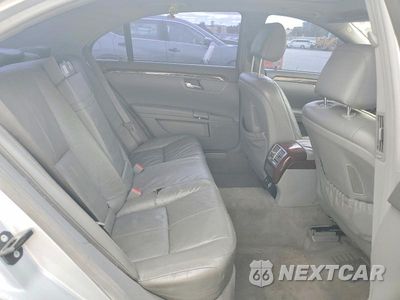 Zdjęcie 10 z 12 samochodu: 2007 MERCEDES-BENZ S 550 VIN:WDDNG71X47A079950 - miniatura