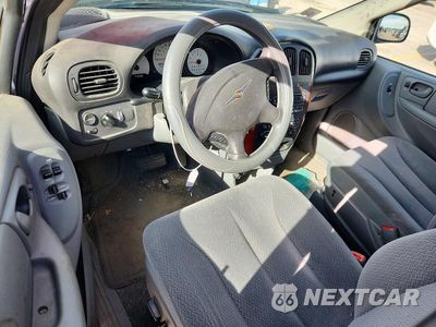Zdjęcie 8 z 13 samochodu: 2005 CHRYSLER TOWN & COUNTRY VIN:1C4GP45R05B352595 - miniatura