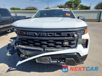 Piąte zdjęcie samochodu w środku: 2024 CHEVROLET SILVERADO K1500 VIN:3GCUDAEDXRG144607 - miniatura