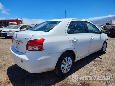 Trzecie zdjęcie samochodu z tyłu: 2011 TOYOTA YARIS BASE VIN:JTDBT4K30B1400457 - miniatura