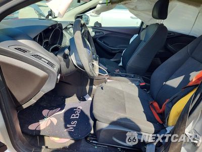 Zdjęcie 7 z 12 samochodu: 2016 FORD FOCUS S VIN:1FADP3E26GL356864 - miniatura