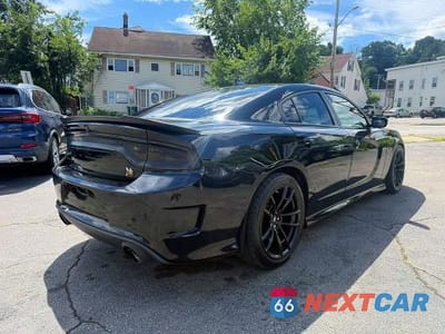 Trzecie zdjęcie samochodu z tyłu: 2020 DODGE CHARGER SCAT PACK VIN:2C3CDXGJ6LH111715 - miniatura