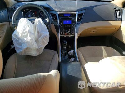 Zdjęcie 8 z 12 samochodu: 2013 HYUNDAI SONATA GLS VIN:5NPEB4AC5DH651696 - miniatura