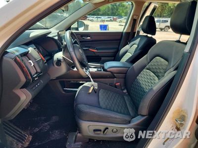 Zdjęcie 7 z 13 samochodu: 2022 NISSAN PATHFINDER SV VIN:5N1DR3BD2NC215034 - miniatura