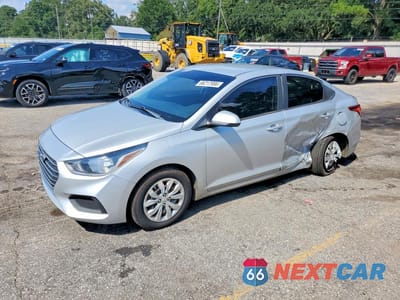 2019 HYUNDAI ACCENT SE 3KPC24A33KE083456 - główne zdjęcie licytacji z USA - miniatura