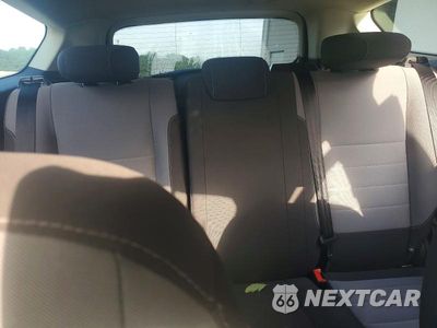 Zdjęcie 10 z 12 samochodu: 2018 FORD ESCAPE S VIN:1FMCU0F78JUA36658 - miniatura