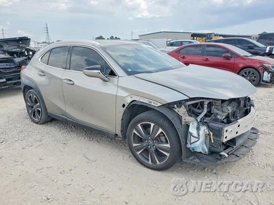 Czwarte zdjęcie samochodu z boku: 2020 LEXUS UX 200 BASE VIN:JTHX3JBH1L2029111 - miniatura