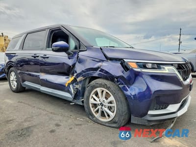 Czwarte zdjęcie samochodu z boku: 2022 KIA CARNIVAL LX VIN:KNDNB4H3XN6109673 - miniatura