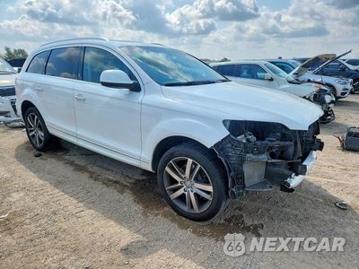 Czwarte zdjęcie samochodu z boku: 2015 AUDI Q7 PREMIUM PLUS VIN:WA1LGAFE4FD030440 - miniatura