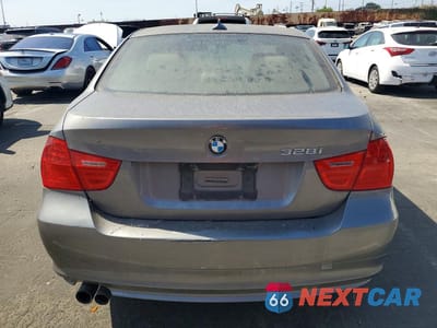 Zdjęcie 6 z 12 samochodu: 2011 BMW 328 I VIN:WBAPH7C52BE679862 - miniatura
