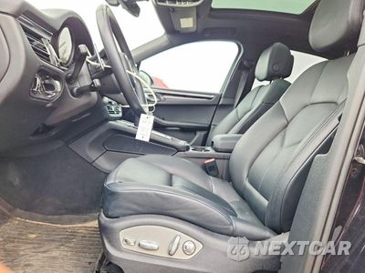 Zdjęcie 7 z 12 samochodu: 2025 PORSCHE MACAN BASE VIN:WP1AA2A5XSLB06463 - miniatura