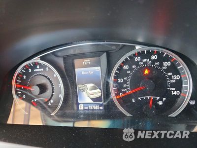 Zdjęcie 9 z 13 samochodu: 2016 TOYOTA CAMRY SE VIN:4T1BF1FK4GU547308 - miniatura