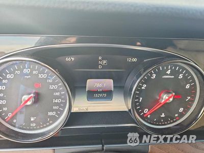 Zdjęcie 9 z 13 samochodu: 2018 MERCEDES-BENZ E 300 4MATIC VIN:WDDZF4KB4JA467922 - miniatura