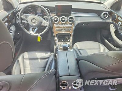 Zdjęcie 8 z 12 samochodu: 2016 MERCEDES-BENZ C 300 VIN:WDDWF4JB5GR147068 - miniatura