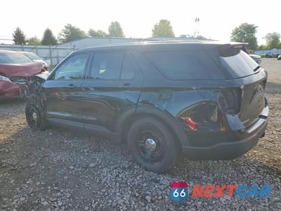 Drugie zdjęcie samochodu z przodu: 2021 FORD EXPLORER POLICE INTERCEPTOR VIN:1FM5K8AB8MGA43864 - miniatura