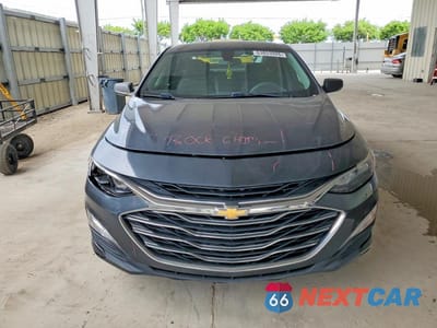 Piąte zdjęcie samochodu w środku: 2019 CHEVROLET MALIBU LS VIN:1G1ZB5ST6KF221939 - miniatura