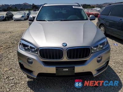 Piąte zdjęcie samochodu w środku: 2016 BMW X5 SDRIVE35I VIN:5UXKR2C55G0R70033 - miniatura
