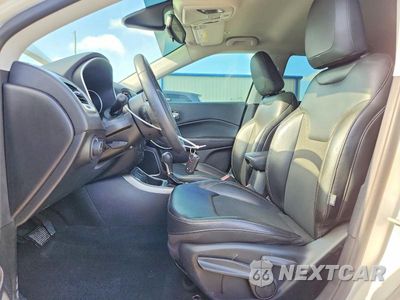 Zdjęcie 7 z 14 samochodu: 2019 JEEP COMPASS LATITUDE VIN:3C4NJCBB3KT789172 - miniatura