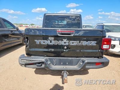Zdjęcie 6 z 12 samochodu: 2023 JEEP GLADIATOR SPORT VIN:1C6HJTAG5PL508980 - miniatura