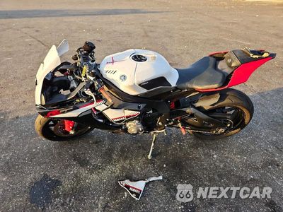Trzecie zdjęcie samochodu z tyłu: 2016 YAMAHA YZFR1S VIN:JYARN42E9GA000829 - miniatura