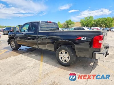 Drugie zdjęcie samochodu z przodu: 2009 CHEVROLET SILVERADO K1500 LTZ VIN:1GCEK390X9E146474 - miniatura