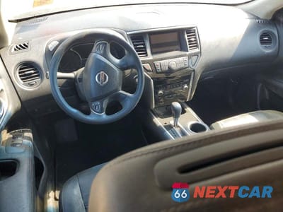 Zdjęcie 8 z 13 samochodu: 2013 NISSAN PATHFINDER S VIN:5N1AR2MM2DC681894 - miniatura