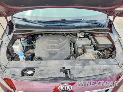 Zdjęcie 12 z 13 samochodu: 2020 KIA SEDONA LX VIN:KNDMB5C14L6651288 - miniatura