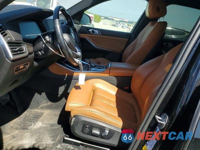 Zdjęcie 7 z 12 samochodu: 2019 BMW X5 XDRIVE40I VIN:5UXCR6C56KLL14278 - miniatura