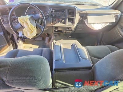 Zdjęcie 8 z 12 samochodu: 2003 CHEVROLET SILVERADO K2500 HEAVY DUTY VIN:1GCHK231X3F144606 - miniatura