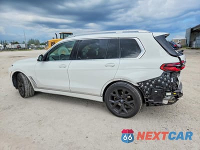 Drugie zdjęcie samochodu z przodu: 2024 BMW X7 XDRIVE40I VIN:5UX23EM0XR9S36542 - miniatura