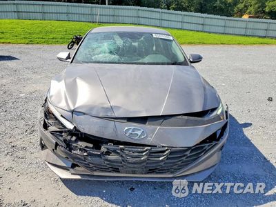Piąte zdjęcie samochodu w środku: 2023 HYUNDAI ELANTRA SEL VIN:KMHLS4AG7PU527526 - miniatura