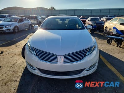 Piąte zdjęcie samochodu w środku: 2013 LINCOLN MKZ VIN:3LN6L2JK2DR824029 - miniatura