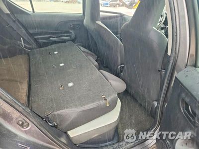 Zdjęcie 10 z 13 samochodu: 2016 TOYOTA PRIUS C ONE VIN:JTDKDTB31G1122246 - miniatura
