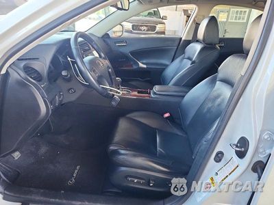 Zdjęcie 7 z 12 samochodu: 2007 LEXUS IS 250 VIN:JTHCK262475008206 - miniatura