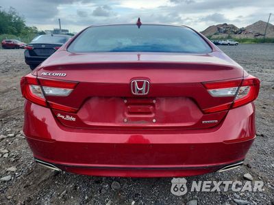 Zdjęcie 6 z 12 samochodu: 2018 HONDA ACCORD TOURING VIN:1HGCV1F97JA008751 - miniatura