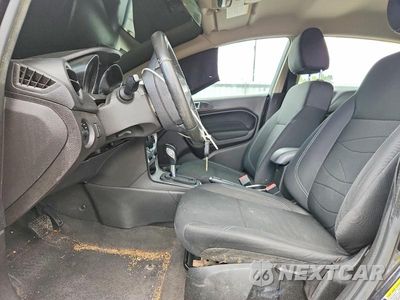 Zdjęcie 7 z 12 samochodu: 2015 FORD FIESTA SE VIN:3FADP4EJ0FM223270 - miniatura