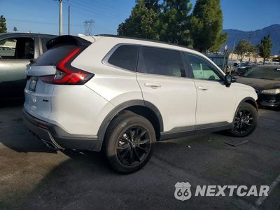Trzecie zdjęcie samochodu z tyłu: 2025 HONDA CR-V SPORT VIN:7FARS5H56SE034581 - miniatura
