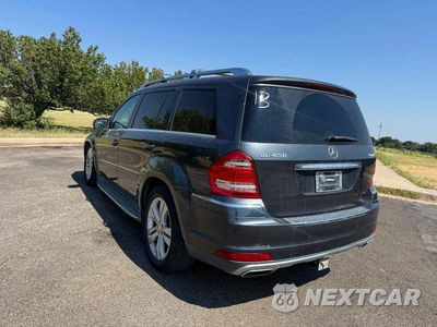 Trzecie zdjęcie samochodu z tyłu: 2010 MERCEDES-BENZ GL 450 4MATIC VIN:4JGBF7BE7AA612986 - miniatura