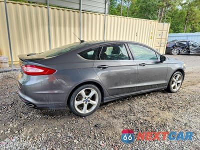 Trzecie zdjęcie samochodu z tyłu: 2016 FORD FUSION SE VIN:3FA6P0H93GR308207 - miniatura
