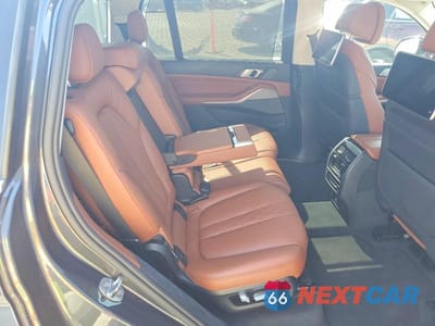 Zdjęcie 11 z 13 samochodu: 2019 BMW X7 XDRIVE40I VIN:5UXCW2C59KLB43790 - miniatura