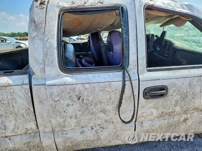 Zdjęcie 10 z 12 samochodu: 2004 GMC NEW SIERRA K1500 VIN:1GTEK19VX4E305678 - miniatura