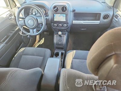 Zdjęcie 8 z 13 samochodu: 2015 JEEP COMPASS SPORT VIN:1C4NJDBBXFD282707 - miniatura
