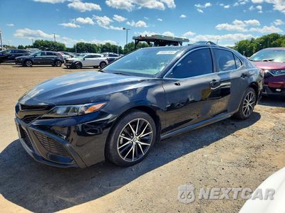2022 TOYOTA CAMRY SE 4T1G11AK7NU644432 - główne zdjęcie licytacji z USA - miniatura