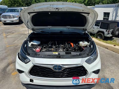 Zdjęcie 6 z 10 samochodu: 2022 TOYOTA HIGHLANDER HYBRID XLE VIN:5TDHBRCH2NS538576 - miniatura