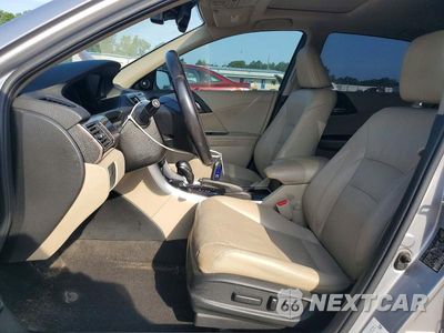 Zdjęcie 7 z 13 samochodu: 2017 HONDA ACCORD TOURING HYBRID VIN:JHMCR6F73HC011559 - miniatura