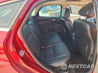 Zdjęcie 10 z 12 samochodu: 2014 FORD FOCUS TITANIUM VIN:1FADP3N21EL149036 - miniatura