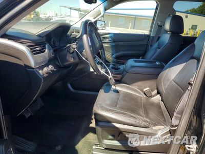 Zdjęcie 7 z 14 samochodu: 2017 CHEVROLET SUBURBAN K1500 LT VIN:1GNSKHKC8HR397660 - miniatura