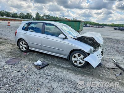 Czwarte zdjęcie samochodu z boku: 2008 KIA SPECTRA SPECTRA5 SX VIN:KNAFE161385014293 - miniatura