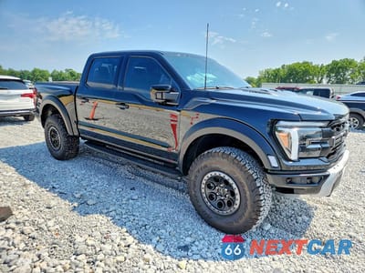 Czwarte zdjęcie samochodu z boku: 2025 FORD F150 RAPTOR VIN:1FTFW1RGXSFC30823 - miniatura